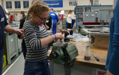 Tschüss Klischees- 5 Schülerinnen der Werkrealschule beim Girls´ Day bei WALDNER dabei!