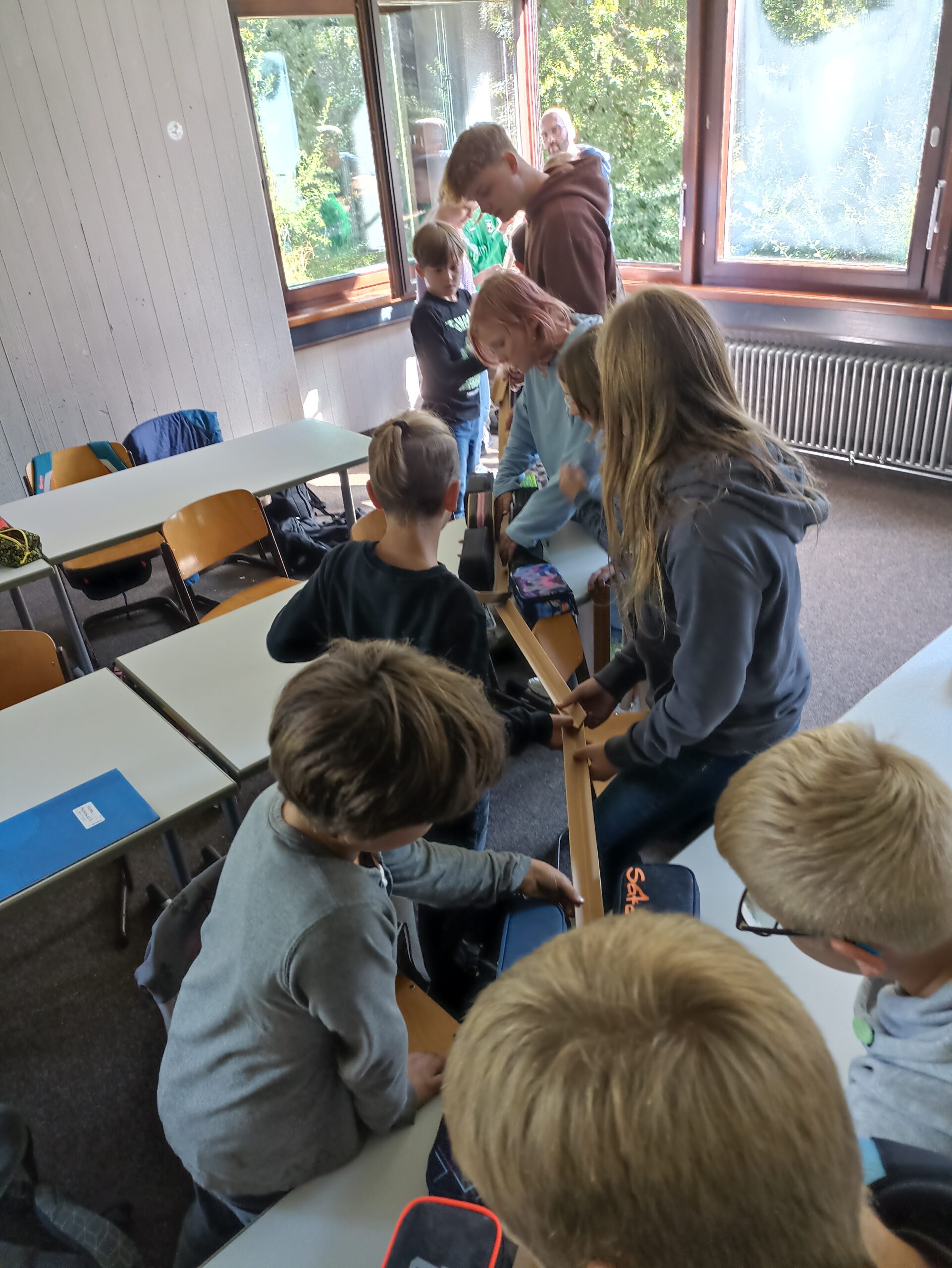 Teambuilding beim Kennenlerntag der 5. Klasse Teambuilding beim Kennenlerntag der 5. Klasse