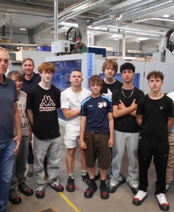 Betriebsbesichtigung der Technikgruppe Klasse 8