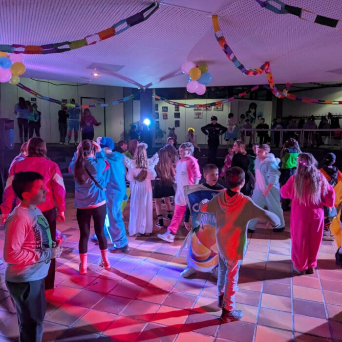 PXL_20260211_184640429